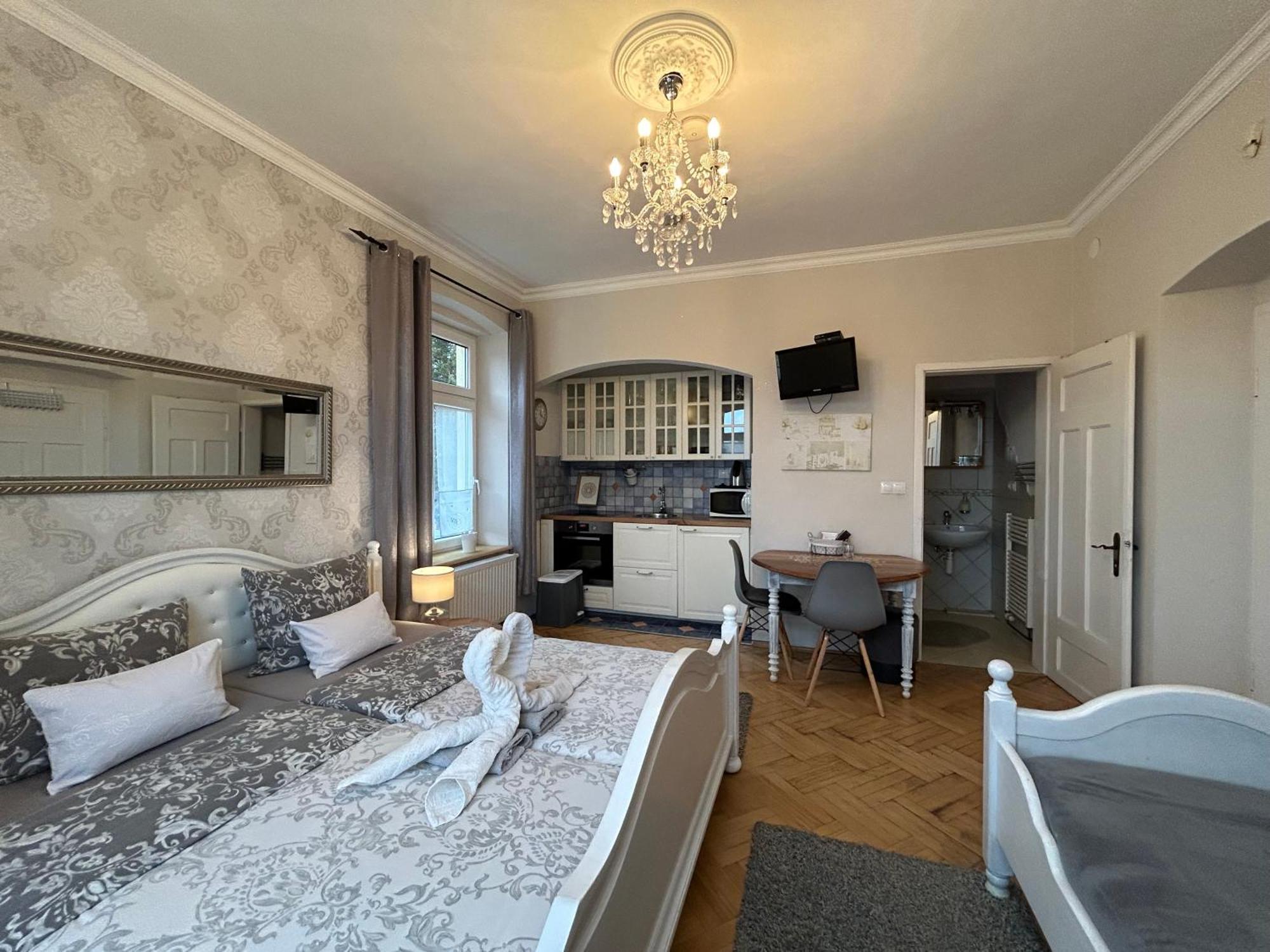Apartmany Villa Magnolie Lipová-lázně Esterno foto
